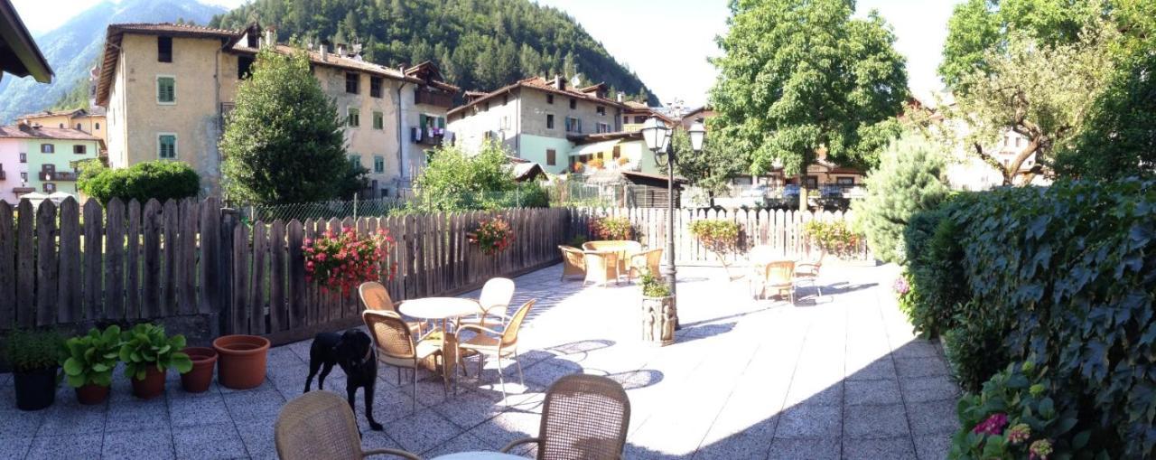 Albergo Garni Cavento Pinzolo Luaran gambar