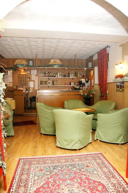 Albergo Garni Cavento Pinzolo Luaran gambar