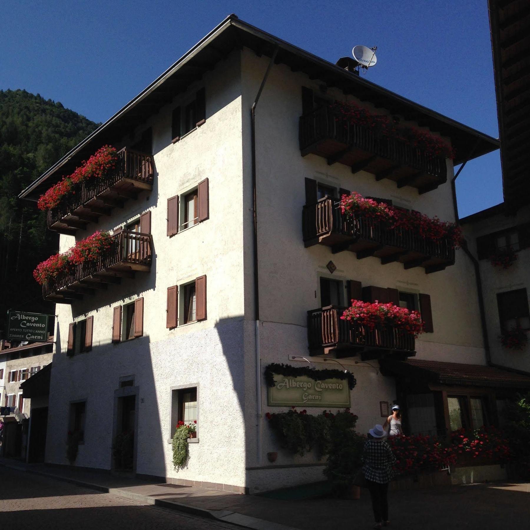Albergo Garni Cavento Pinzolo Luaran gambar